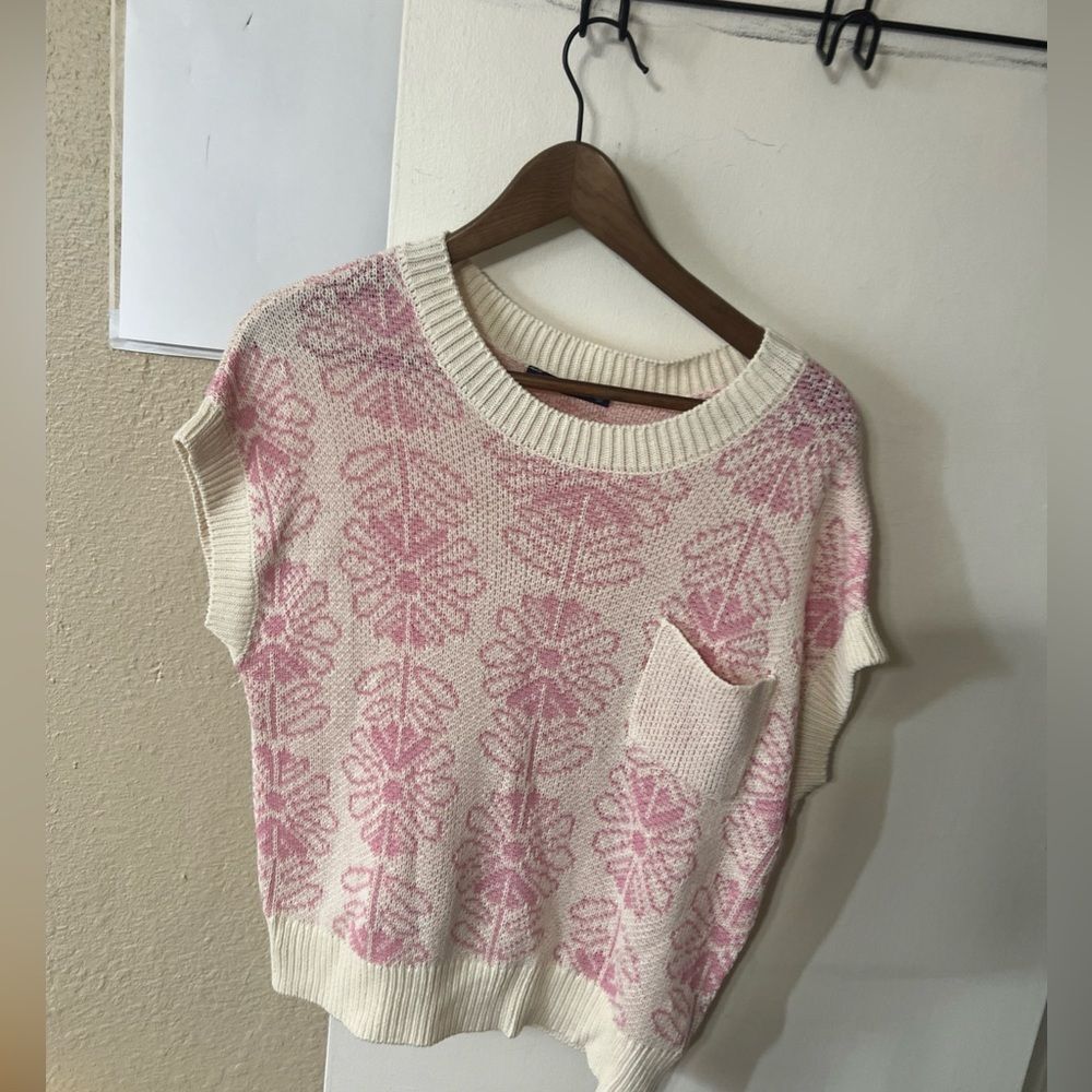 Coffee Bean Cream and Pink Knit Sweater SzS Grandmacore 80s 90s Coquette Vintage